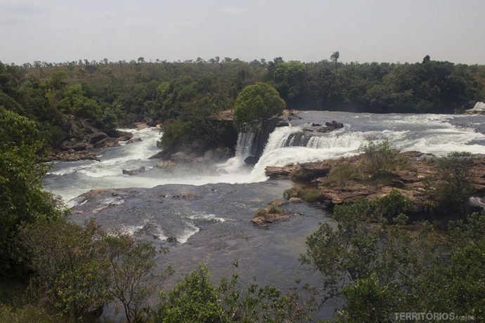 Cachoeira da Velha vista do mirante