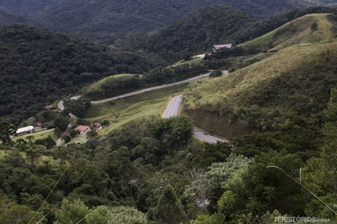 As curvas rumo à Serra da Mantiqueira