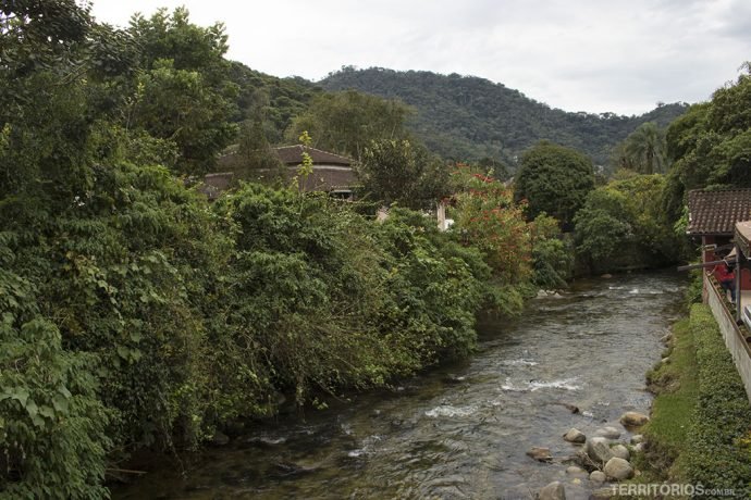 Rio Preto divide as duas Maringás