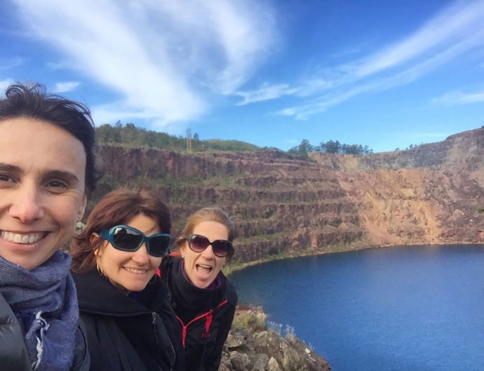 Alexandra, eu e Gardênia no poço azul das Minas do Camaquã