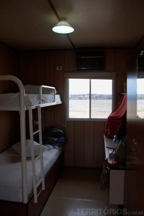 Dentro da mini cabana Dentro da mini cabana