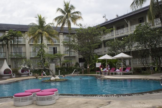 Piscina no Sheraton Bandung
