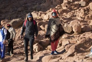 Poncho para vender e roupas recomendadas se fizer frio Poncho para vender e roupas recomendadas se fizer frio