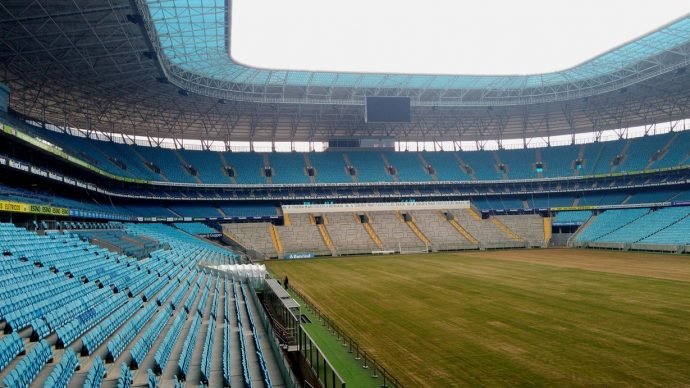 Dentro do campo