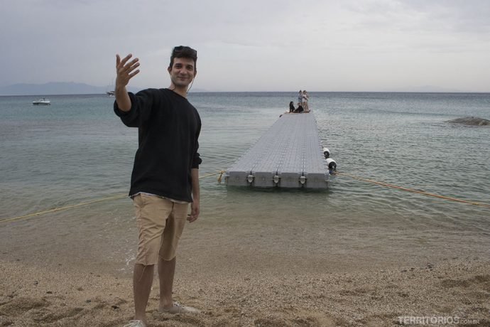 Píer em Mykonos e o guia Nikolas
