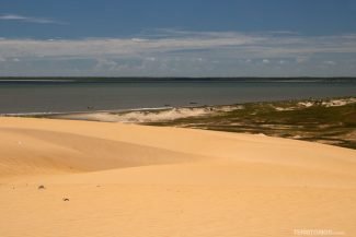 Vista para o mar do alto das dunas Vista para o mar do alto das dunas