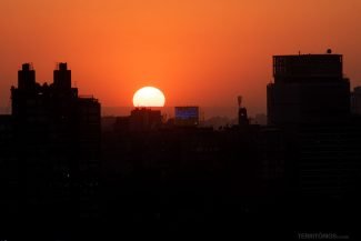 Pôr do sol visto da janela da minha suíte Pôr do sol visto da janela da minha suíte