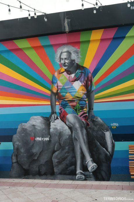Einstein vai à praia de Kobra Einstein vai à praia de Kobra