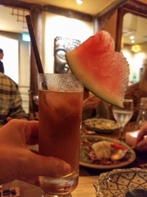 Thai Taeg Mo: drink com rum, melancia, gengibre, manjericão e limão