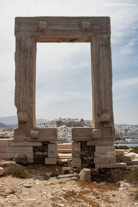 Vista para Naxos de Portara